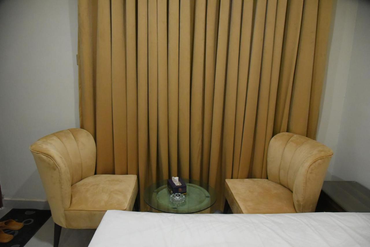 Hotel White Season Gulberg Lahore Exterior photo